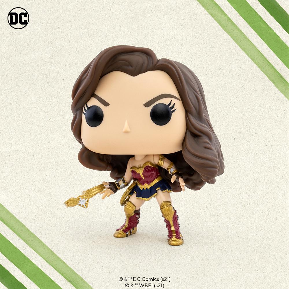 Wonder Woman with Tiara Boomerang - 2021 ECCC Exclusive